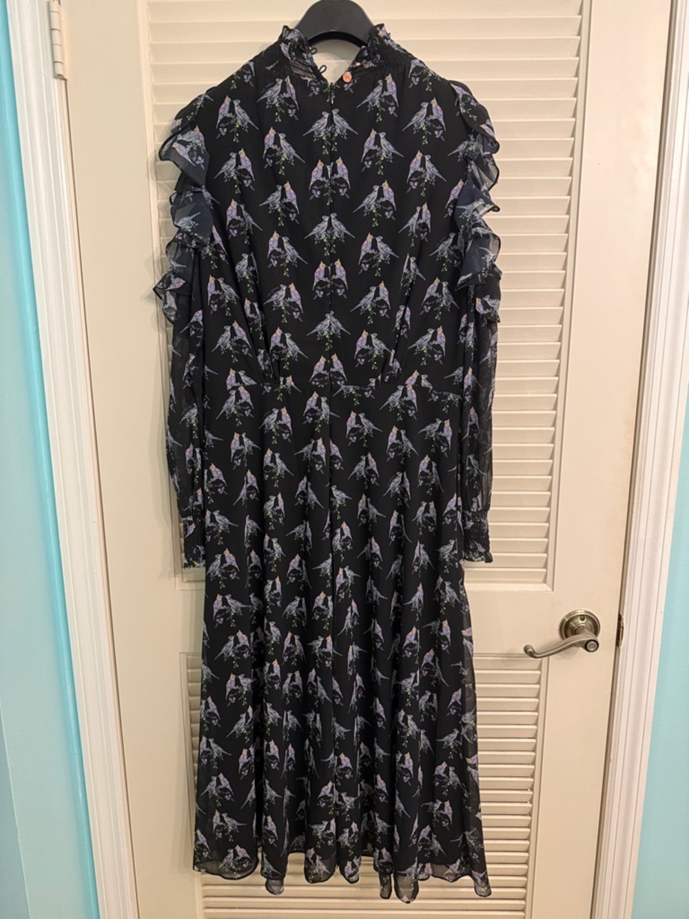 Ted Baker London Hilaina Love Birds Cold-Shoulder Ruffle Dress Size 3/US 8 NWT - Picture 10 of 10